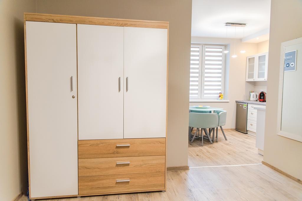 Apartament Deluxe Centrum 2 Apartment Koszalin Bagian luar foto