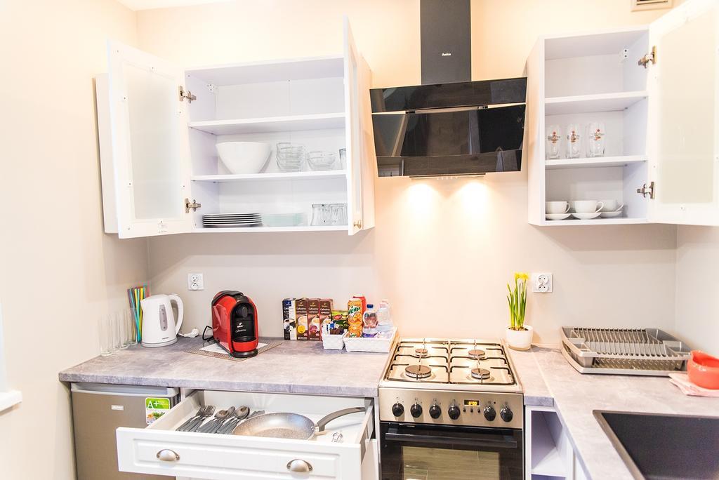 Apartament Deluxe Centrum 2 Apartment Koszalin Bagian luar foto